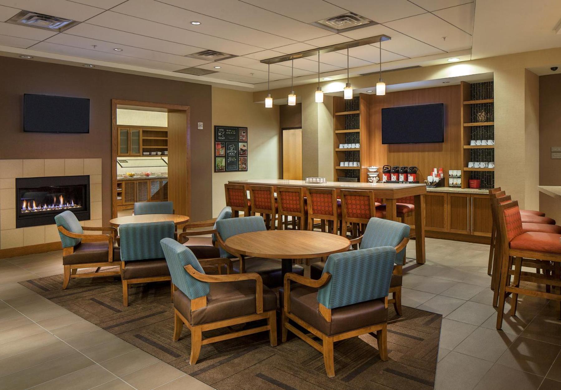 Hyatt Place Lincoln/downtown-haymarket 3*